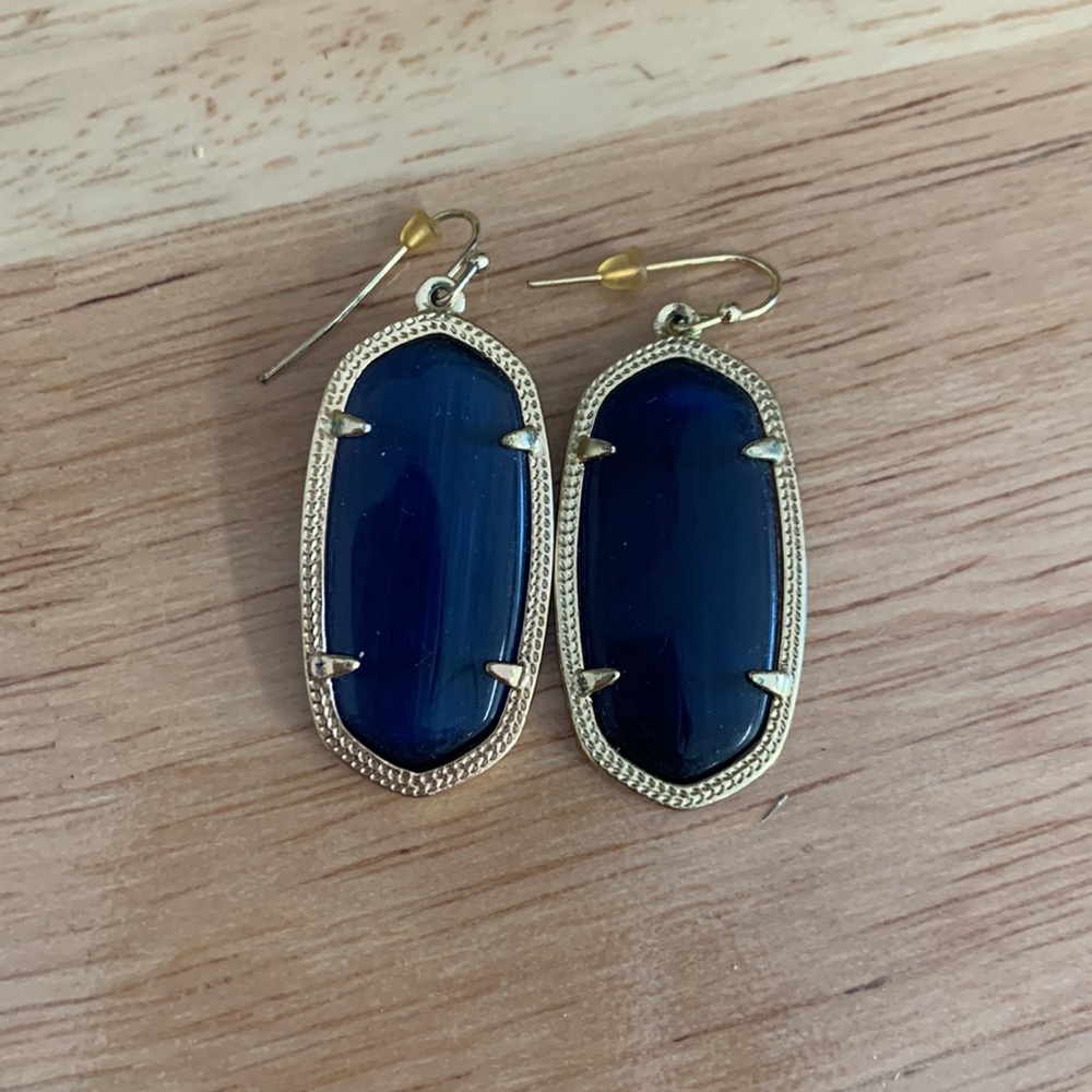 Kendra Scott Elle earrings